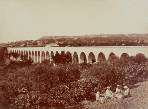 Fig. 28. Branche nord du pont-aqueduc de Calèche (cliché Gondran)